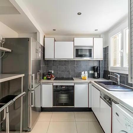 Cosy 2-bedroom - Close To Martinez Appartement