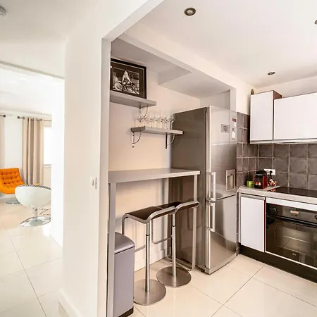 Appartement Cosy 2-bedroom - Close To Martinez