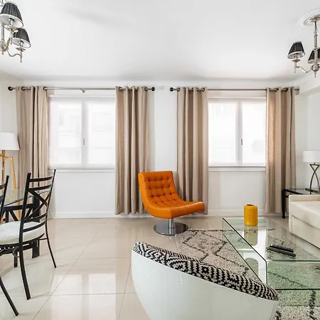 아파트 Cosy 2-bedroom - Close To Martinez